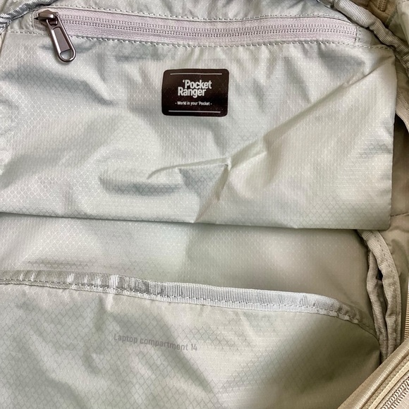 (NWOT) VSGO Pocket Ranger 35L Camera Backpack - Picture 7 of 10